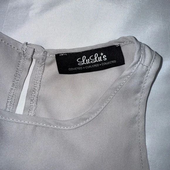 Lulu's Chic Gray Tank Top Size Small - Picture 2 of 5